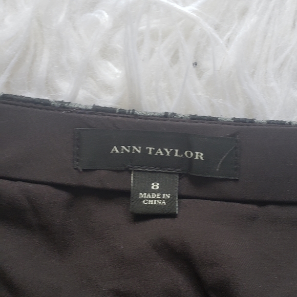 Ann Taylor animal print miniskirt - Picture 2 of 6